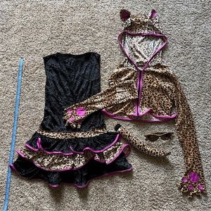 Leopardess Halloween Costume for kids size M (8-10)